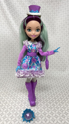 Mattel Ever After High Epic Winter Maddie Madeline Hatter Doll Outfit Purse