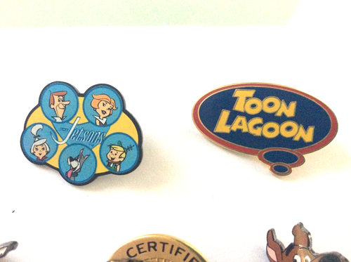 2002 Universal Studios Lot of 5 Toon Lagoon Pins Spin Feet Flintstones Scooby - Picture 3 of 11