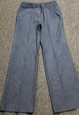 Larry Levine ~ Women's Size 8 ~ Cotton Blend ~ Stretch ~ Denim Blue Jeans