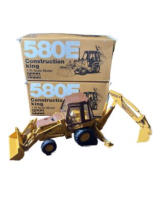 Conrad 1:35 Model 2933 Case 580E Construction King QTY 2 ( Model 1 is Offer $50)