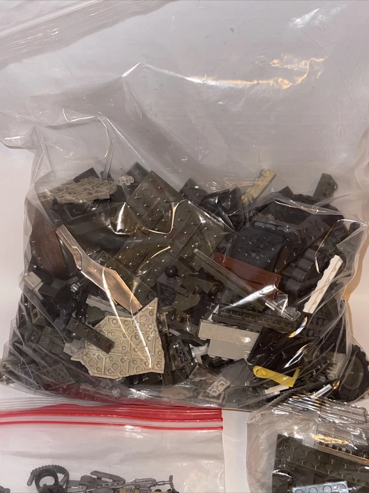 Call of Duty Mega Bloks/Construx Used - Large Lot - Image 2 of 4
