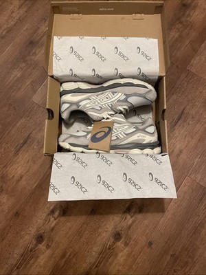 ASICS Gel-NYC Auster, Grau Cremegrau Anthrazitgrau, Größe 43.5