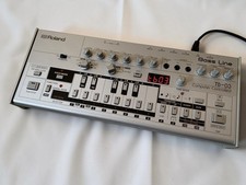[EXC] Roland TB-03 Boutique Series Bass Line Synthétiseur Sound Module Testé