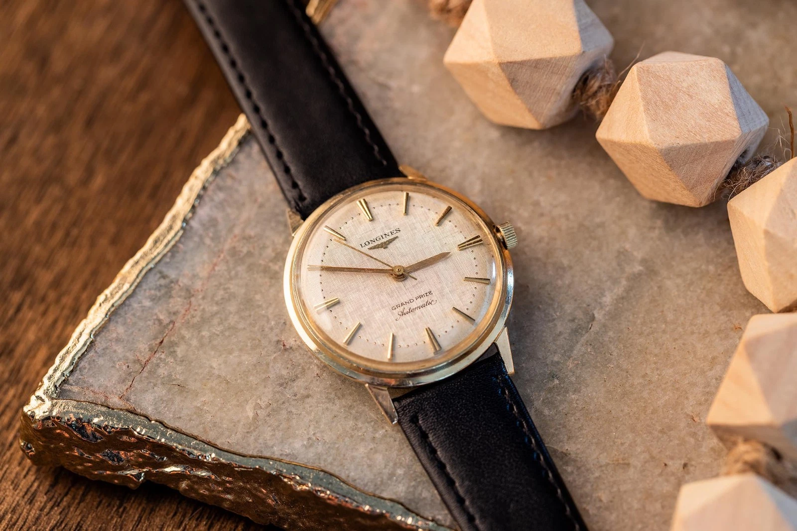 Vintage Longines Grand Prize 14K Solid Gold Automatic Watch Cal 340 Box & Papers - product detail image 17