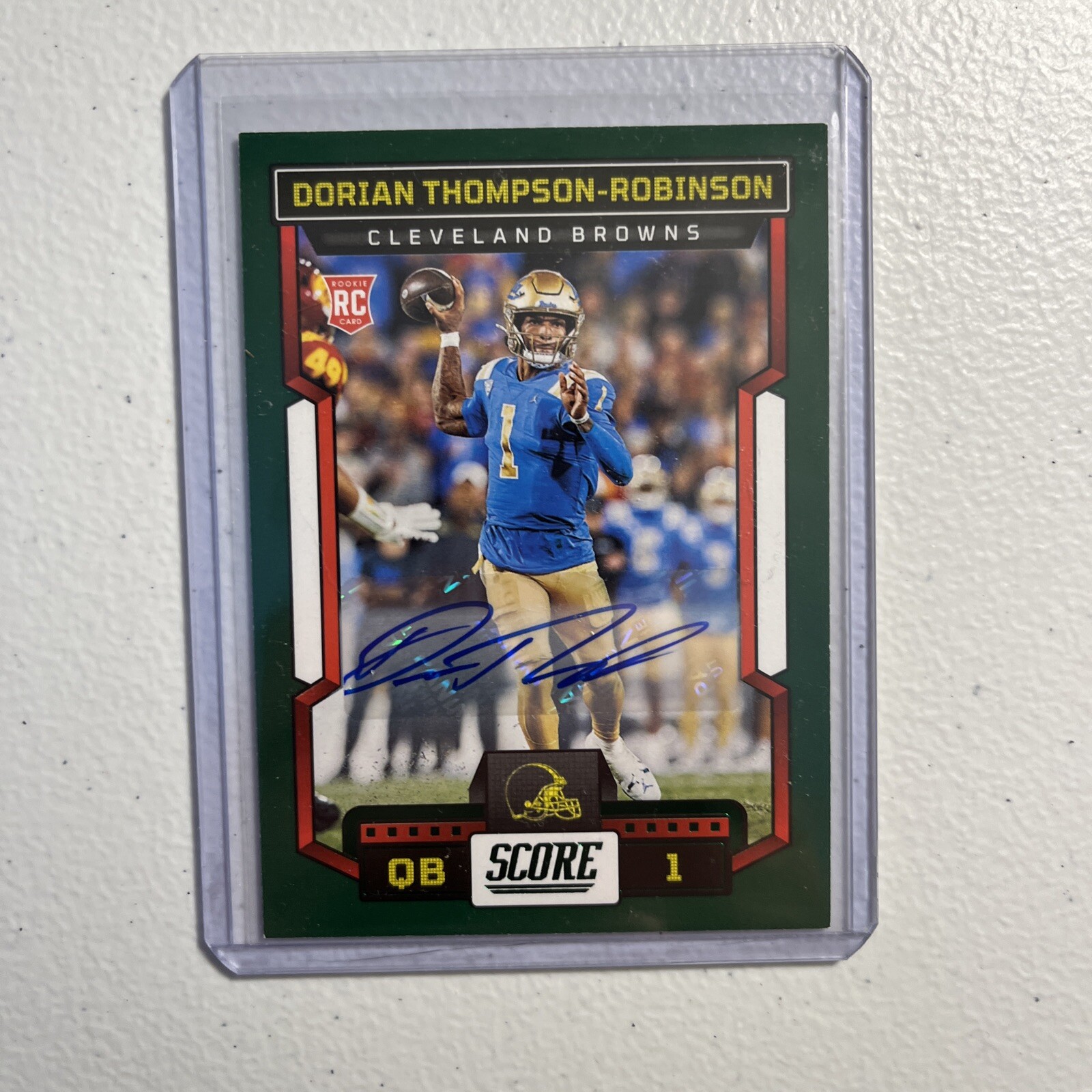 2023 Score - Rookies Green Signatures #314 Dorian Thompson-Robinson (AU, RC)