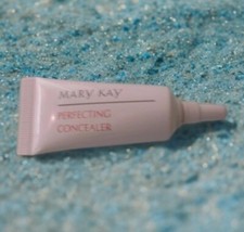 Mary Kay Perfecting Concealer  IVORY  New, no box