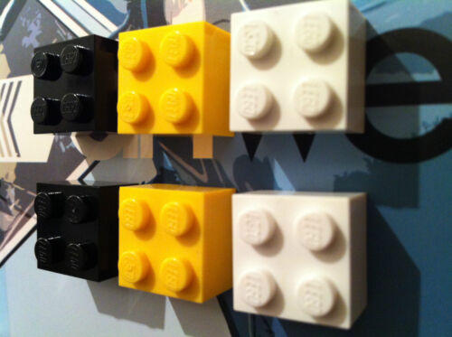 MOnkiStuff 6 Retro Kitsch Fridge Magnets Black Yellow White made using LEGO® - Bild 1 von 4