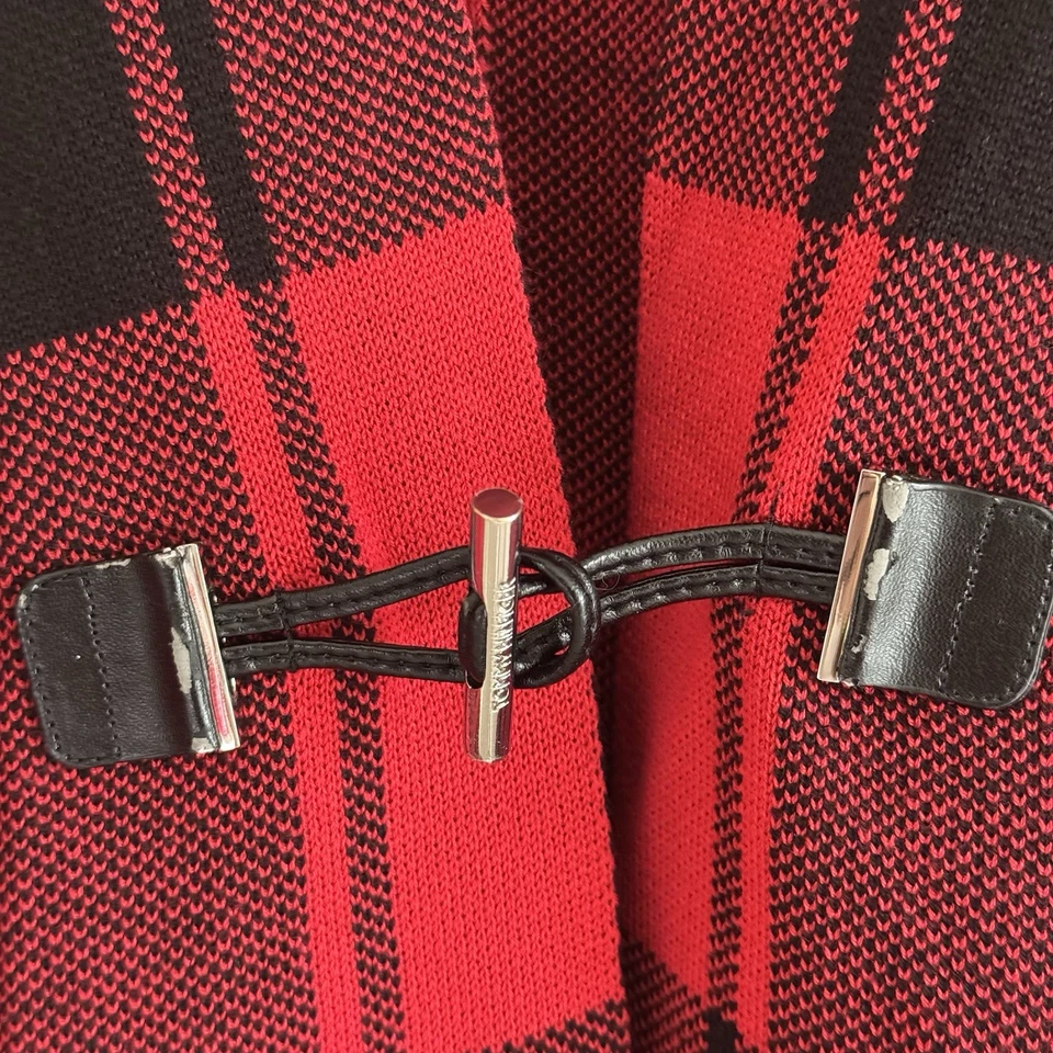 Capa poncho Tommy Hilfiger roja y negra a cuadros delantera abierta - talla pequeña Foto 4 de 4