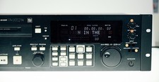Denon DN-M1050R Mini Disc Player/Recorder - Tested, Works Great, Belt Serviced