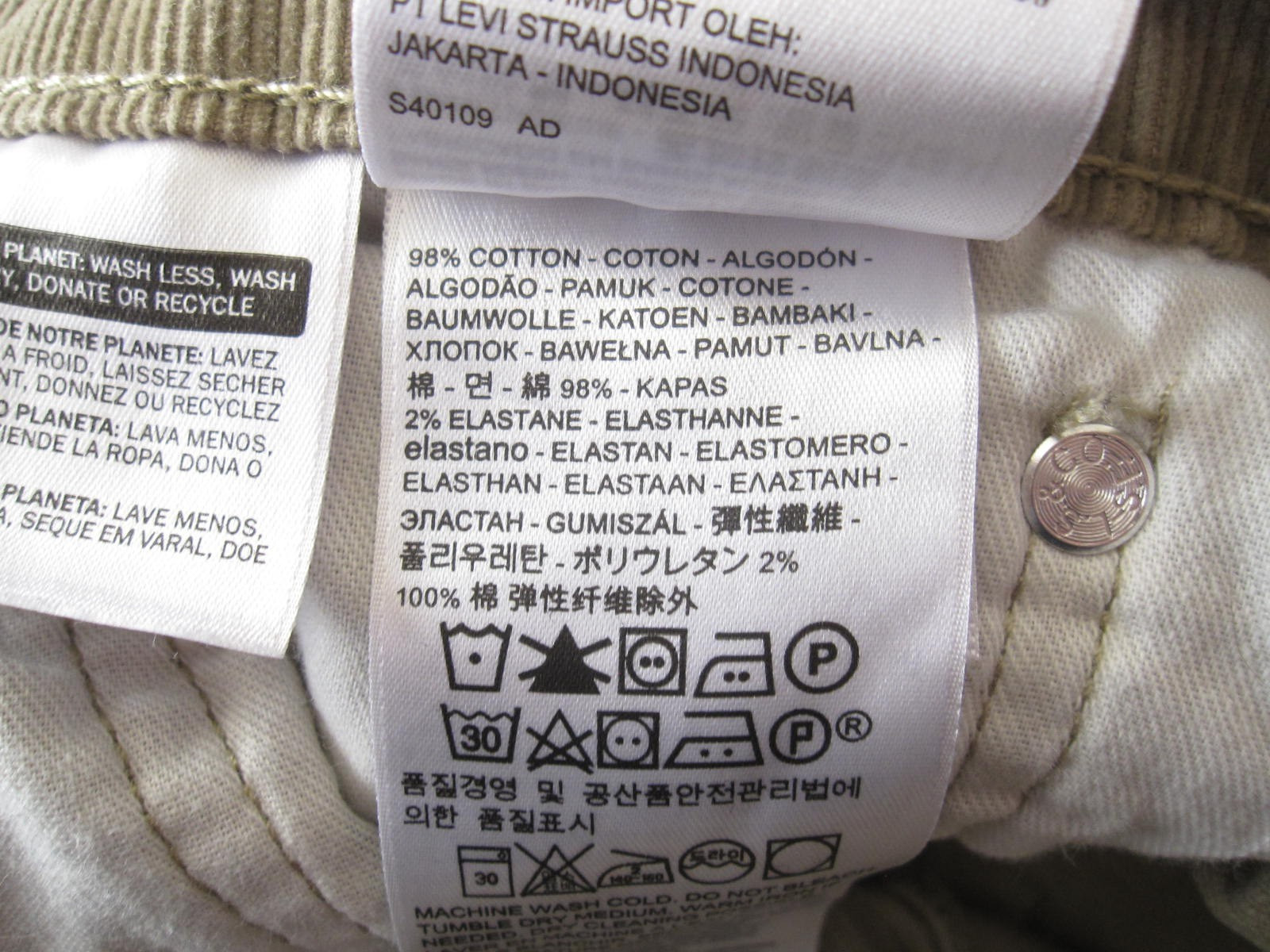 Levis 502 Corduroy Pants Men Straight Taper 5 Pockets Sz 32x30 (MP500) thumbnail 7