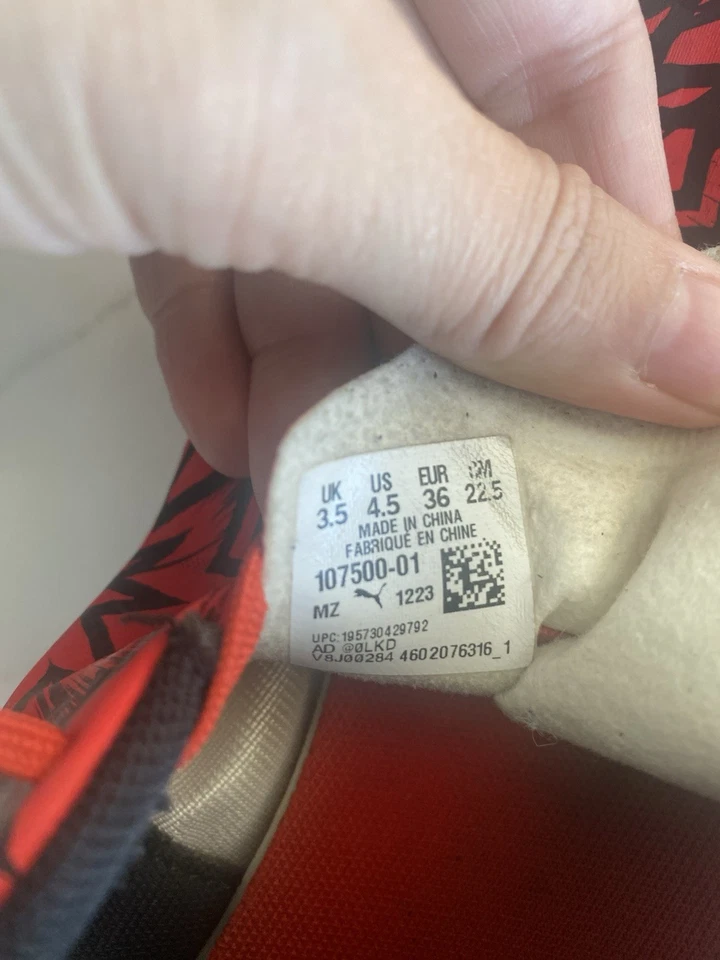 Botines de fútbol Puma para niños talla grande 4,5 Foto 3 de 4