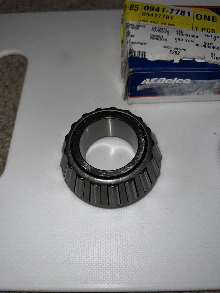 Genuine GM Front Differential Drive Pinion Gear Outer Bearing 09417781 - Image 2 of 4