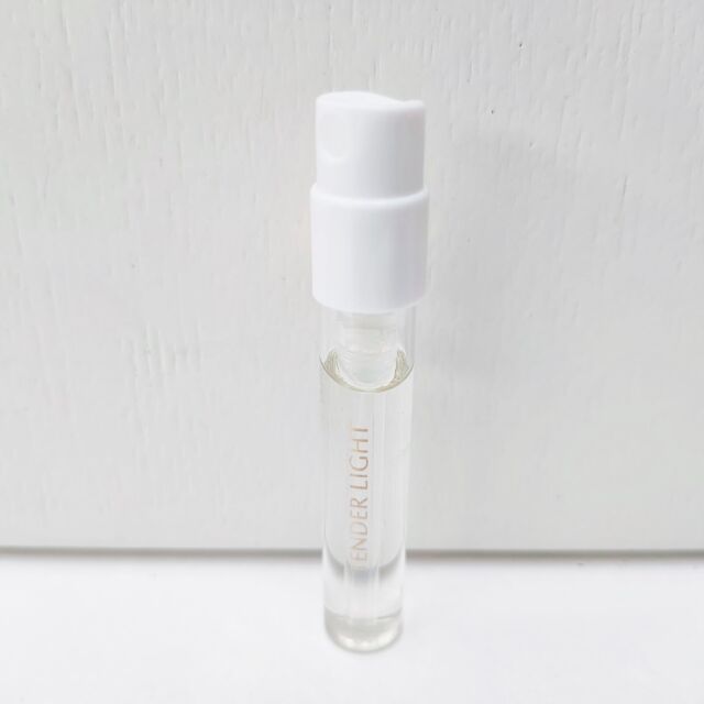 Estee Lauder Mini Wonders TENDER LIGHT Eau de Parfum Spray 1.5ml Brand New!
