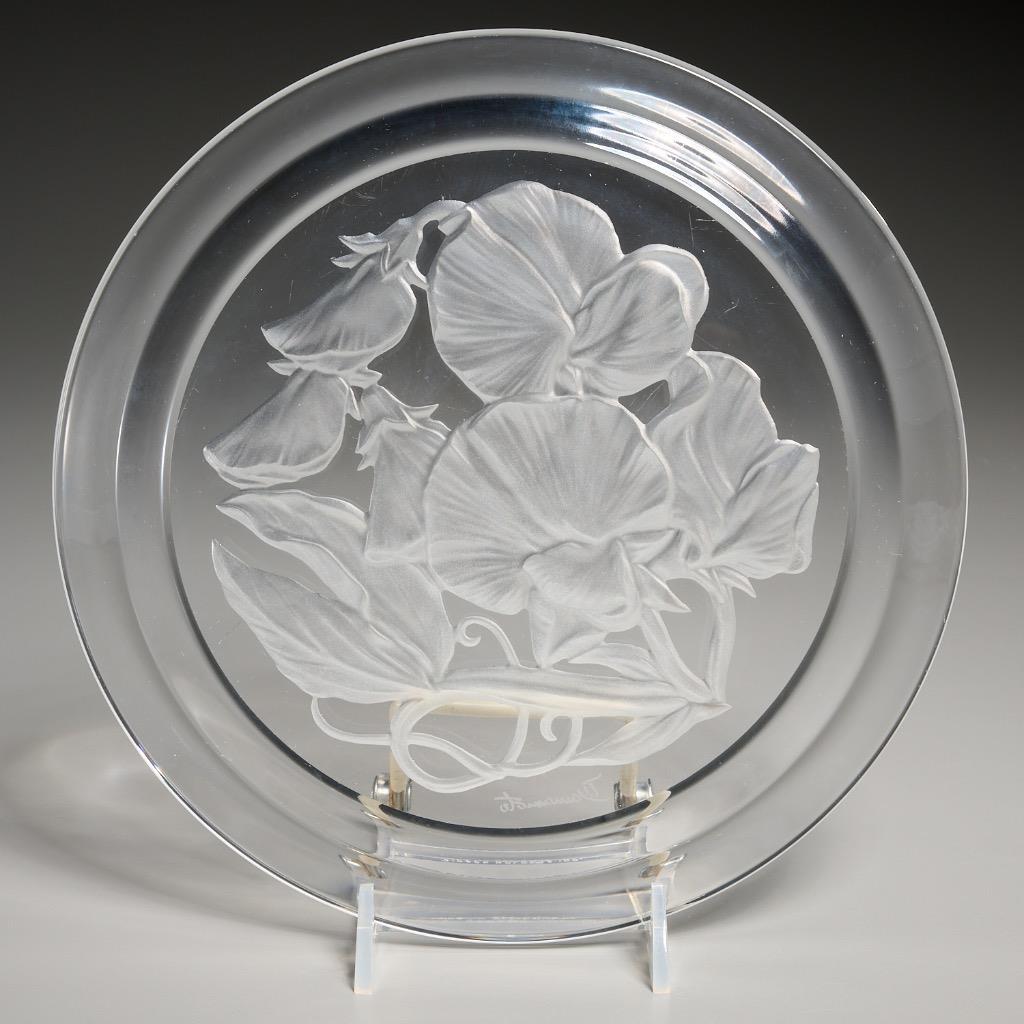 Hoya Crystal Sweet Pea Art Glass T Yamamoto Flower Month Salad