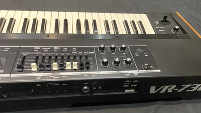 Roland V-Combo VR-730 73-key Live Performance Keyboard w/ bag | eBay
