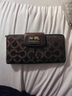coach wallets for women