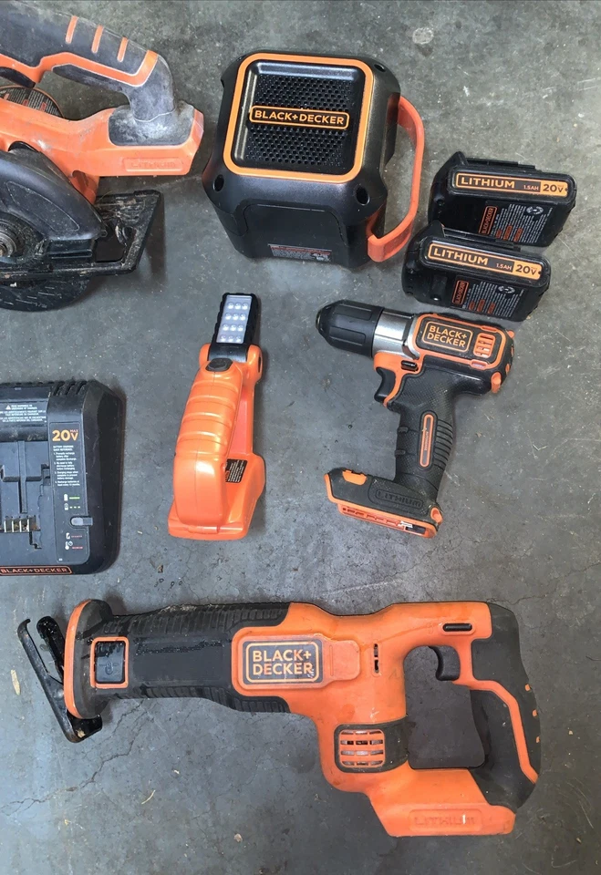 Kit de inicio de herramientas Black And Decker 20v Foto 2 de 4