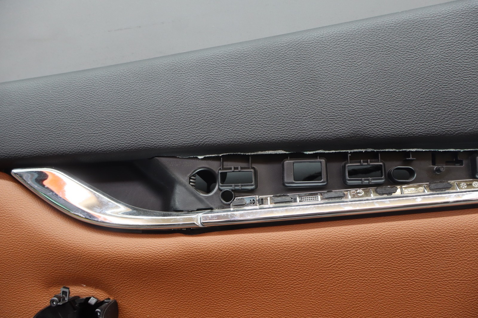 14-17 Maserati Quattroporte M156 SQ4 Rear Right Side Interior Door Panel Oem