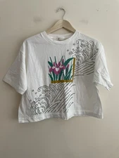Vintage Miyo Short Sleeve T-shirt Women One Size Cropped White Flower Waves 90s