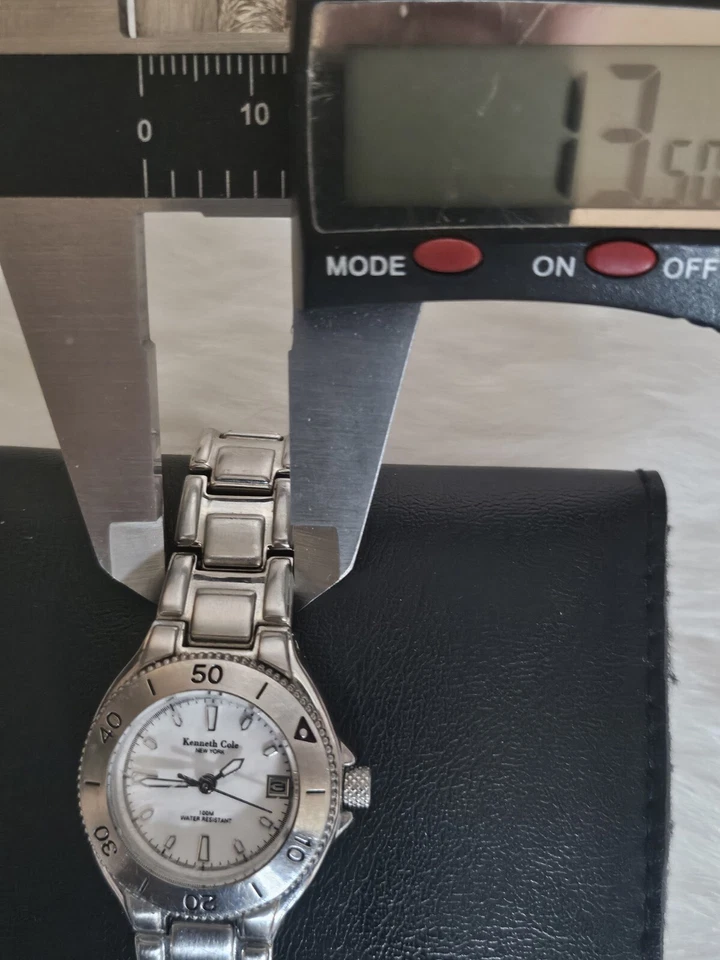 Kenneth Cole KC4095 Damas Reloj Cuarzo Fecha Bisel Giratorio Nueva Batería Funcionando  Foto 4 de 4