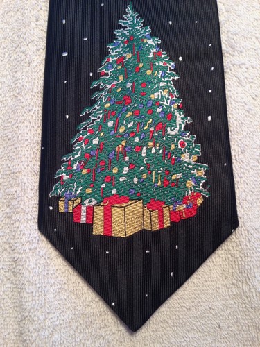DANIEL CREMIEUX MENS TIE 4 X 61 BLACK CHRISTMAS TEXTURED WITH WHITE DOTS