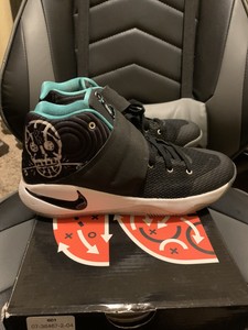 kyrie 2 skateboard