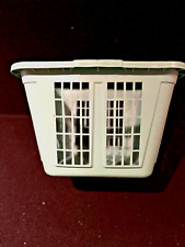 2 Vintage Rubbermaid Square Laundry Basket #2972 Clothes Hamper Movie prop  (Z1)