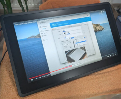 Wacom Cintiq 22 Grafikdisplay für professionelle Künstler DTK2260 KOMPLETT