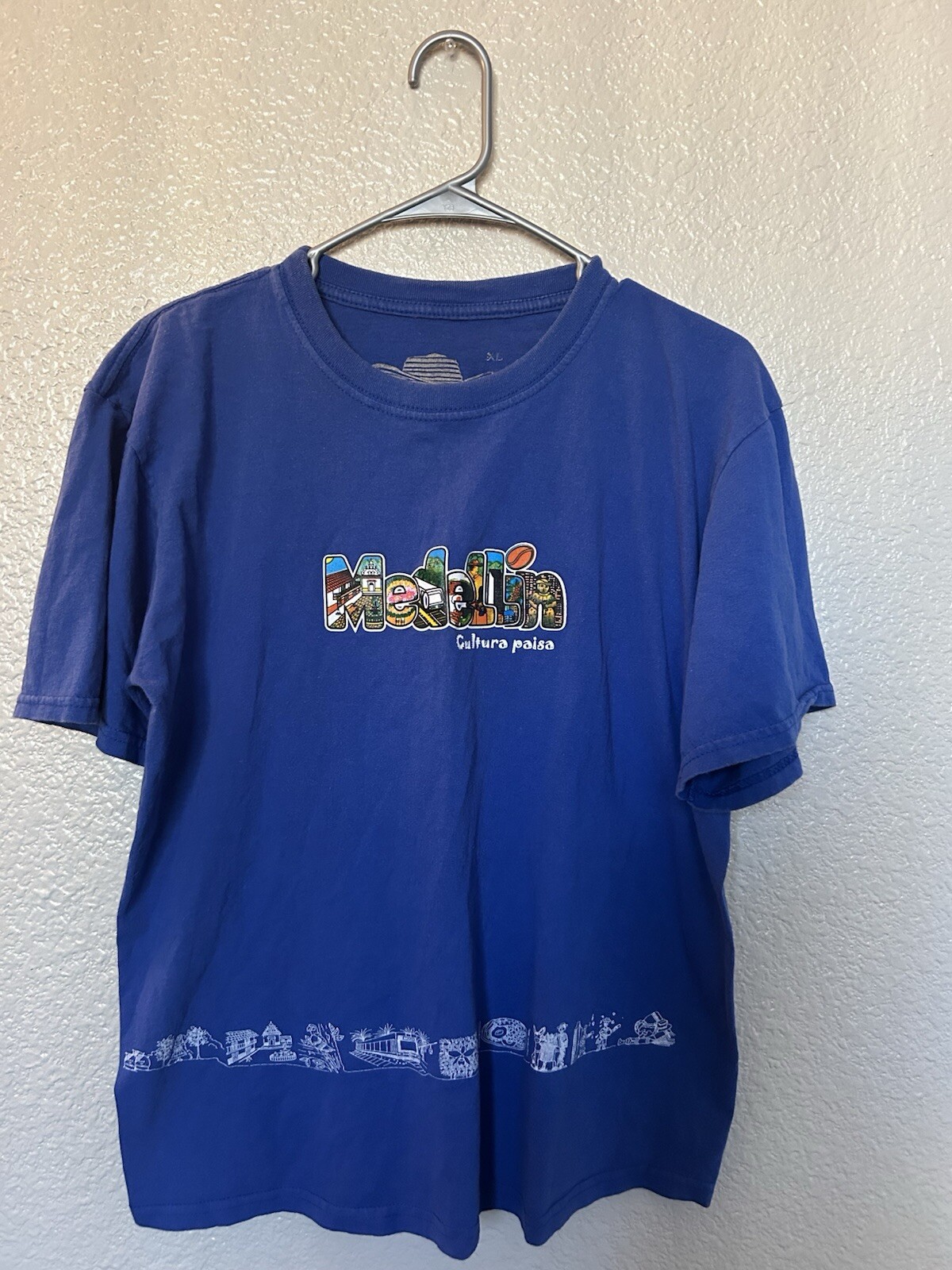 Foto 1 di 3
