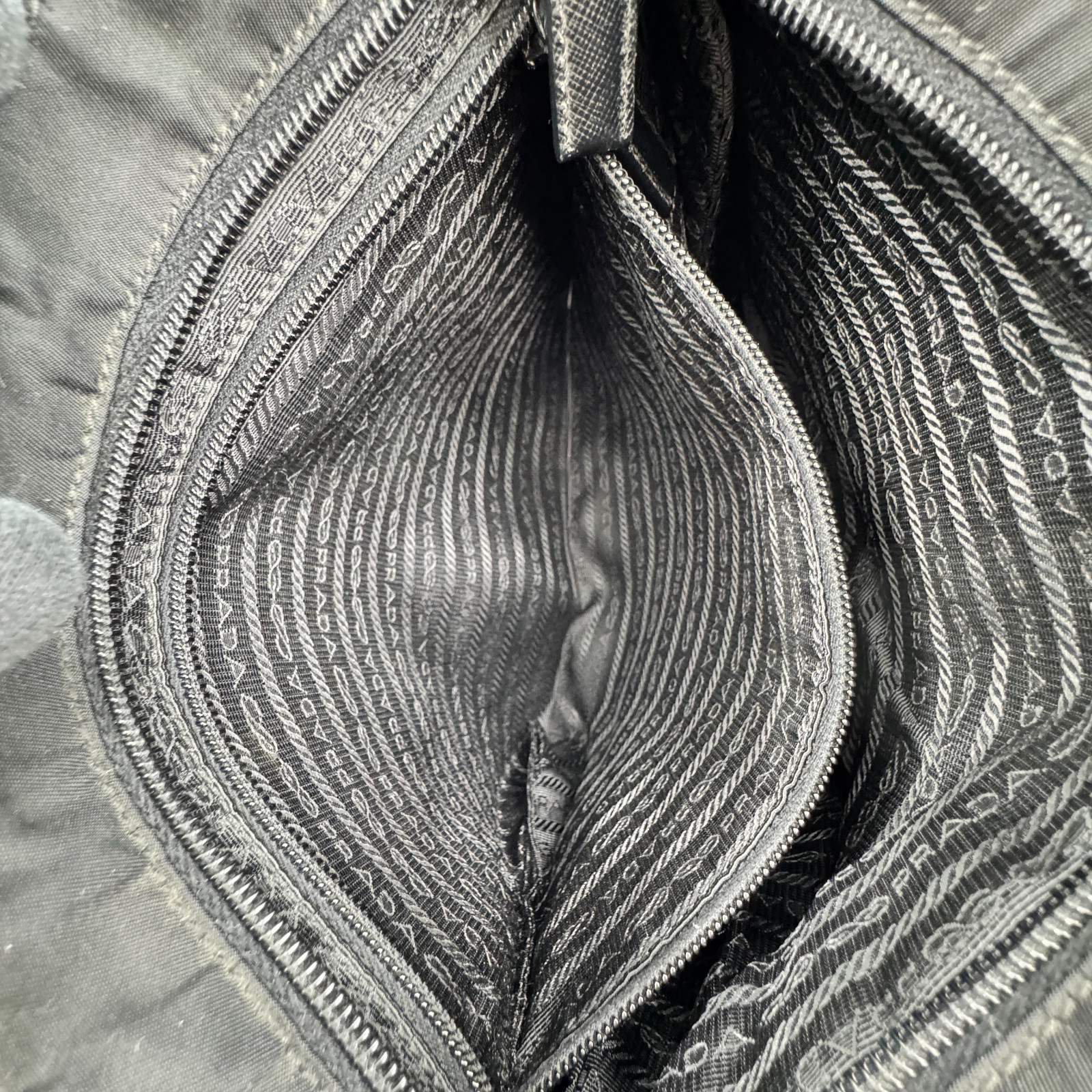 Auth PRADA Milano Tessuto Black Nylon Ladies Shoulder Bag KA301 thumbnail 19