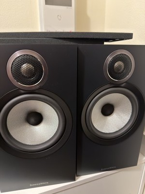 Bowers & Wilkins 606 S3 Bookshelf Speakers with 1'' Tweeter and 6.5'' Midbass Pair