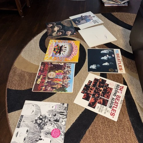 THE BEATLES 8 LP LOT w SGT PEPPER, SONGS PICTURES & STORIES,WHITE ALBUM,
