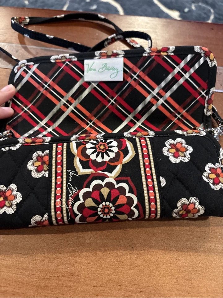 Бумажник через плечо EUC Vera Bradley черный/красный цветочный длина 9 дюймов ширина 4 дюйма магнитный - Изображение 2 из 4