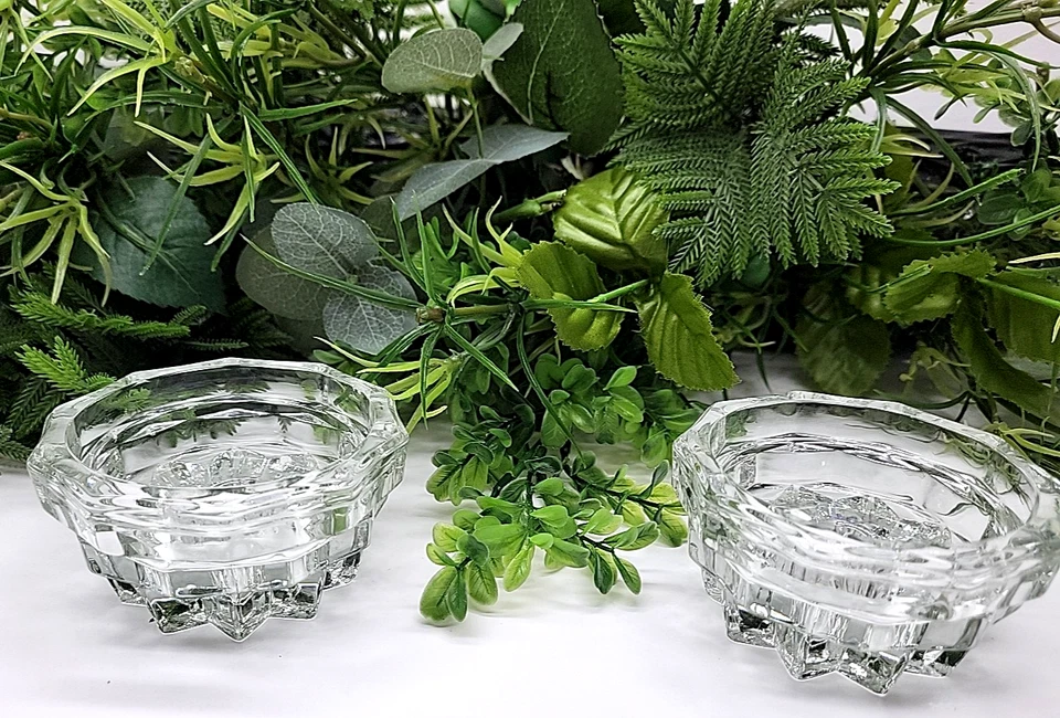 Juego de 2 candelabros de vidrio vintage Lancaster Colony redondos de 3,5" lisos transparentes Foto 3 de 4