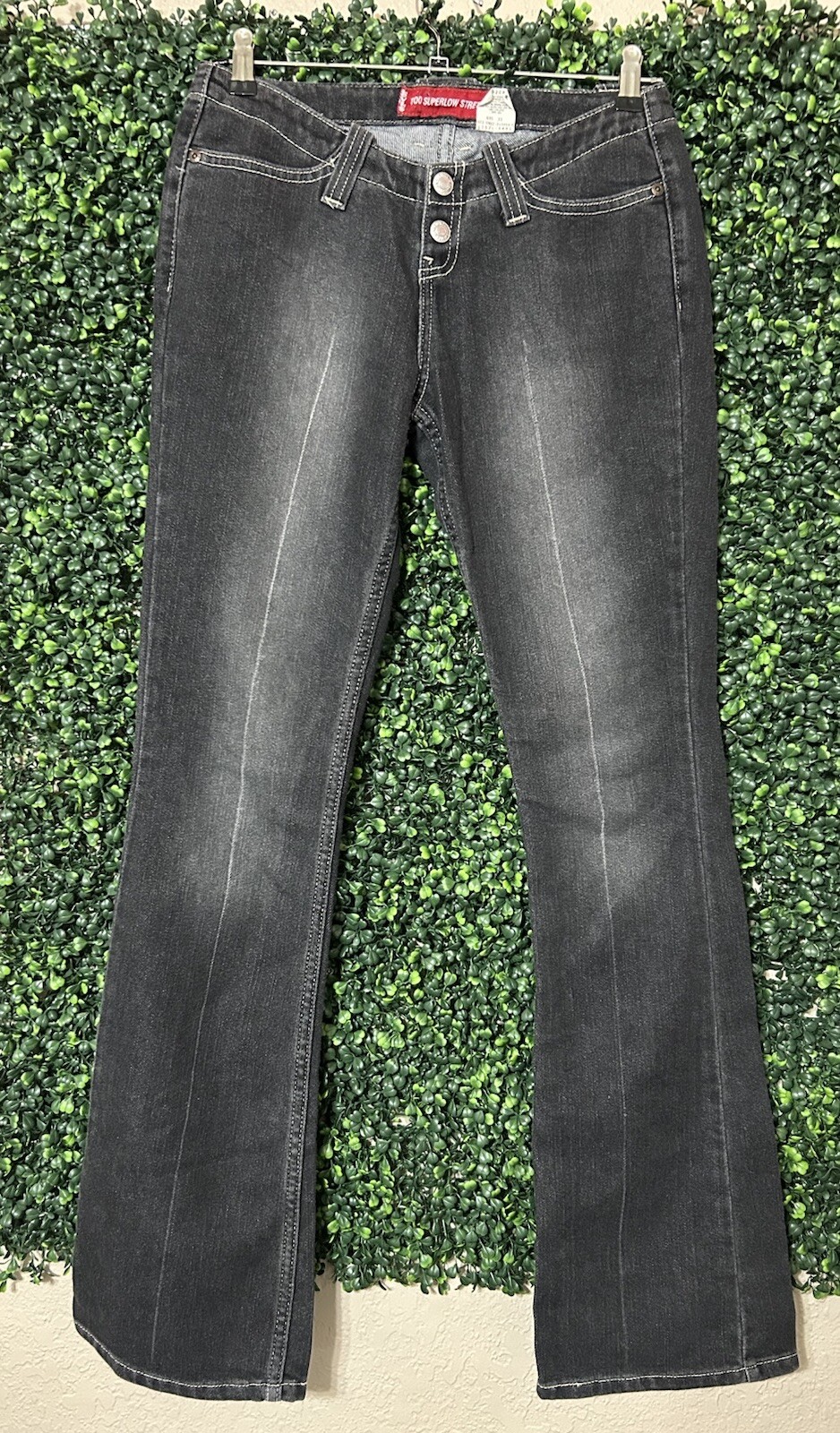 Vintage Levis 520 Flare Jeans Junior 3 Black Distress Too Superlow Stretch 2002