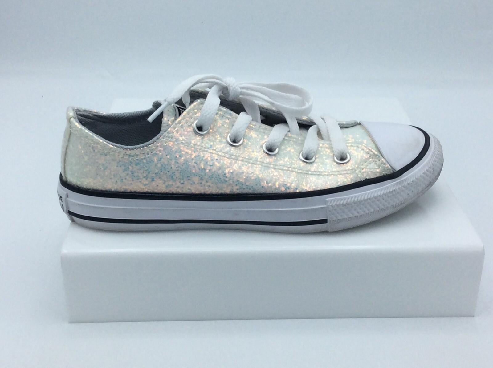 converse 665979c