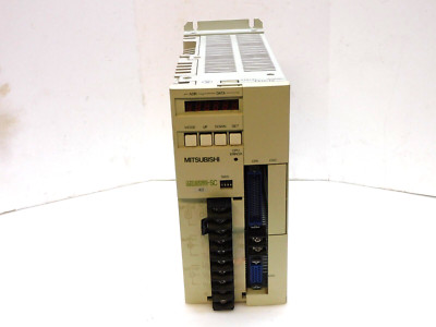 MITSUBISHI AC SERVO MR-SC40 TC300A017G53 B 200/230VAC 60Hz 2.7A
