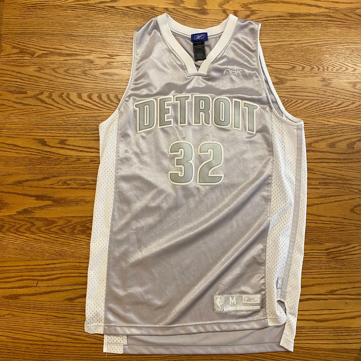 M) - Richard Hamilton Limited Edition Silver Jersey Reebok Detroit