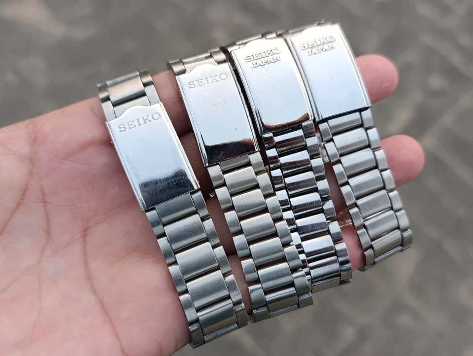 Lot of 4 Vintage Seiko 5 Automatic Day-Date SS Men's Japanese Wristwatches - Image 2 of 4