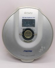Sony D NF 600 Compact Disc player Discman Plays music read Used