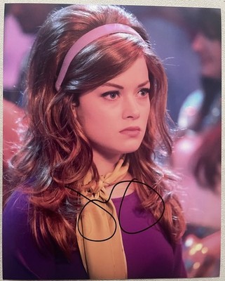 Jane Levy (Suburgatory, Zoey s Extraordinary Playlist) 10 x 8 signiertes Foto Echtheitszertifikat