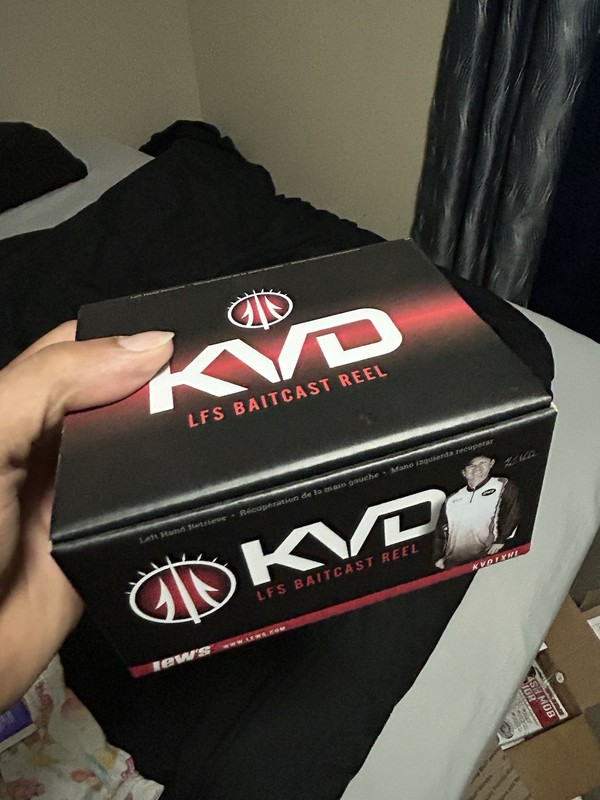 Lew's KVD 8.3:1 Left Hand Speed Spool LFS Baitcast Fishing Reel - Red (KVD1XHL)