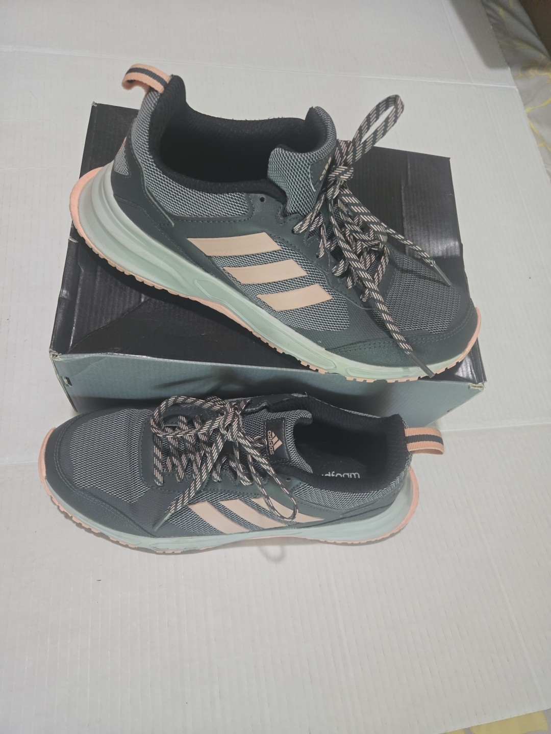 Size 9 Eg2523