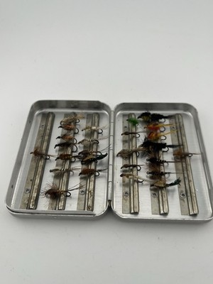 Look! Perrine #66 Aluminum Spring Fly Box W/36 Flies. Trout, Freshwater Fly
