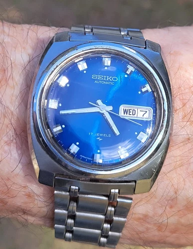 w/Running Video: Sharp Blue Dial Seiko 7006 7119 Men's 1972 Automatic 17J Watch