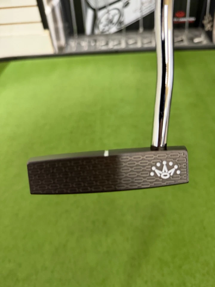 SCOTTY CAMERON 2025 PHANTOM BLACK LIMITED 7 PUTTER 34 INCH-FREE SHIPPING** - Image 3 of 4