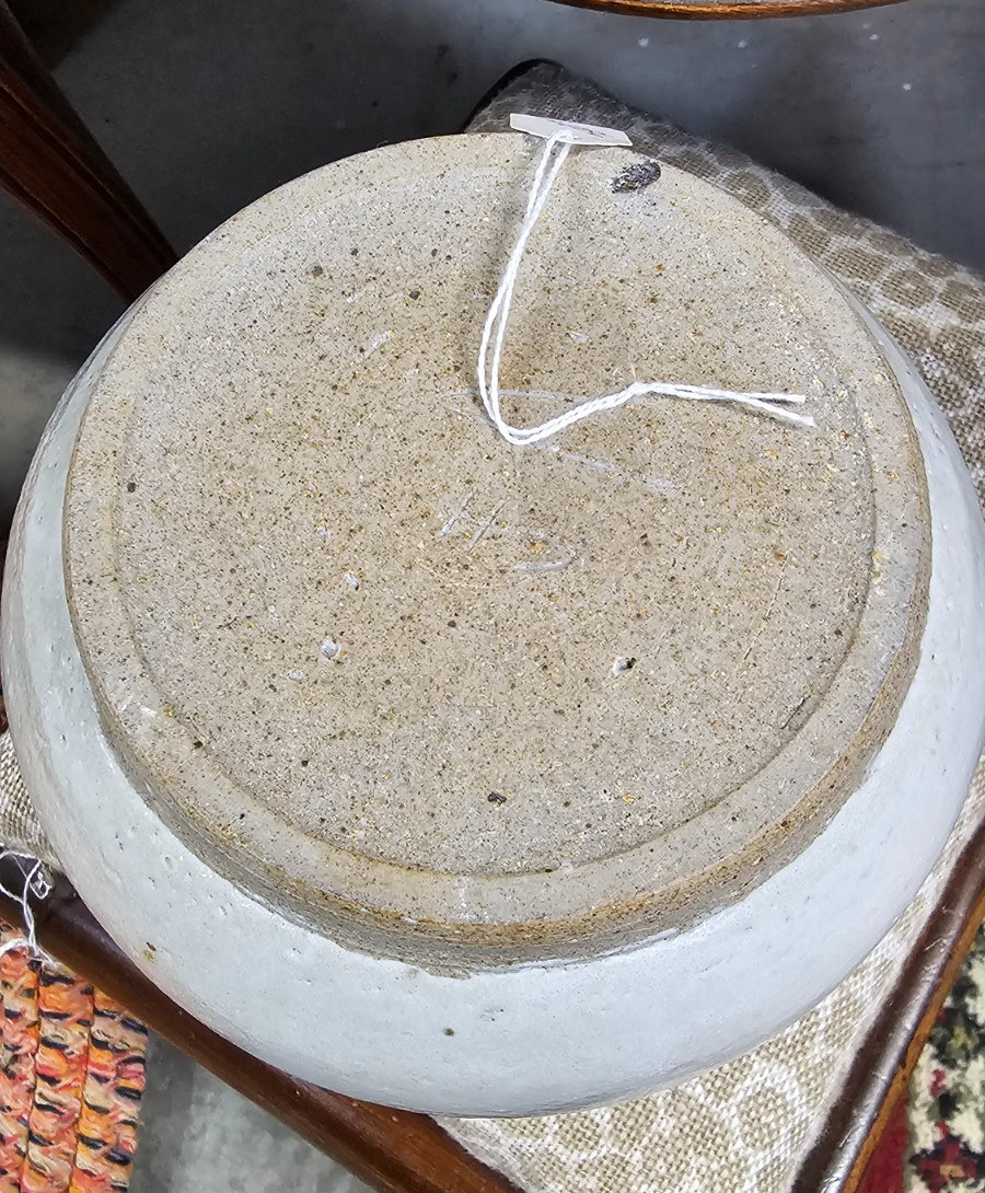 Vintage Stoneware Crock or Vase off white, 5.5”T X 7" EUC Collectable thumbnail 8