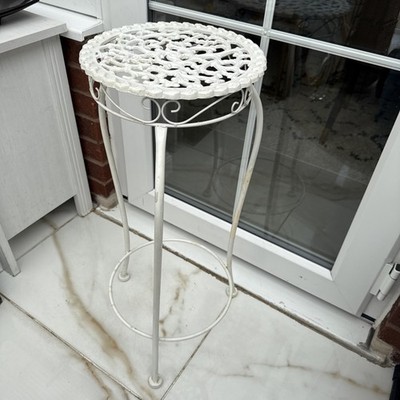  Hoher Metalltisch Indoor/Outdoor Pflanzkübeltisch Mehrzweck - H 70 x Platte 30cm
