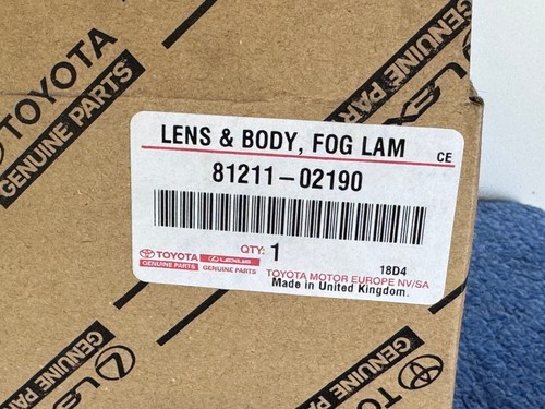 New Genuine Toyota Corolla C-HR Yaris 2020 On RH front fog light 81211-02190 - Picture 4 of 4