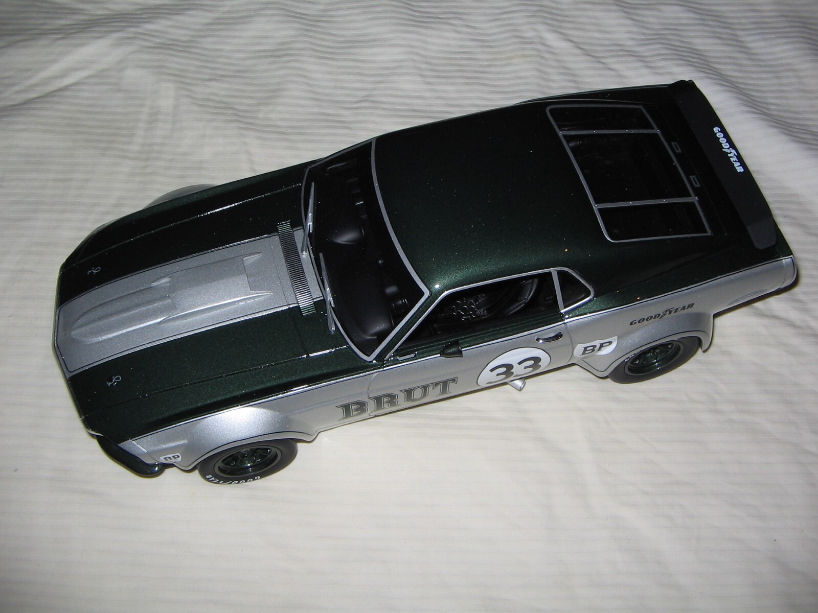 Picture 4 of 6